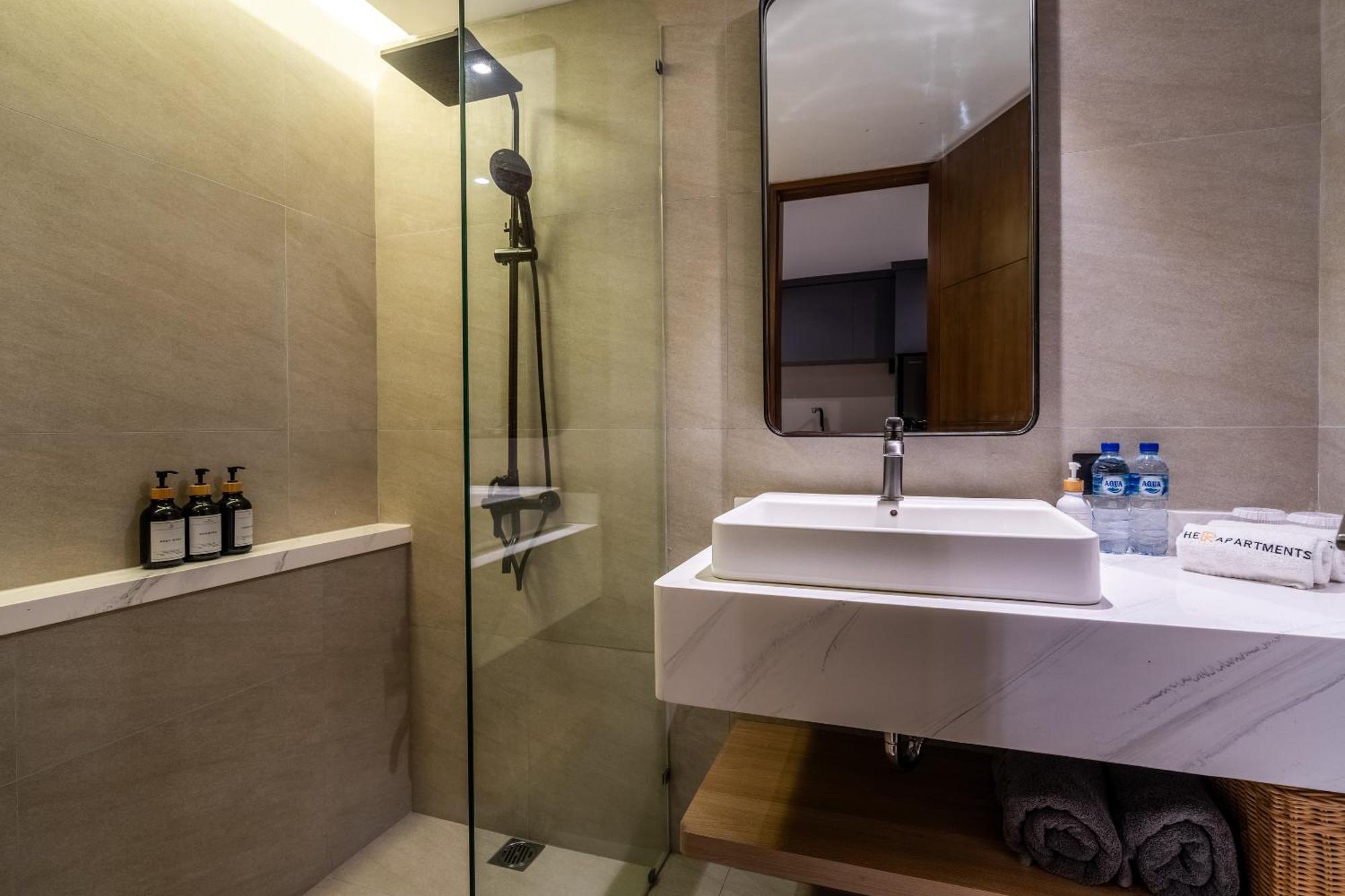 The R Apartments Pererenan Canggu Buitenkant foto